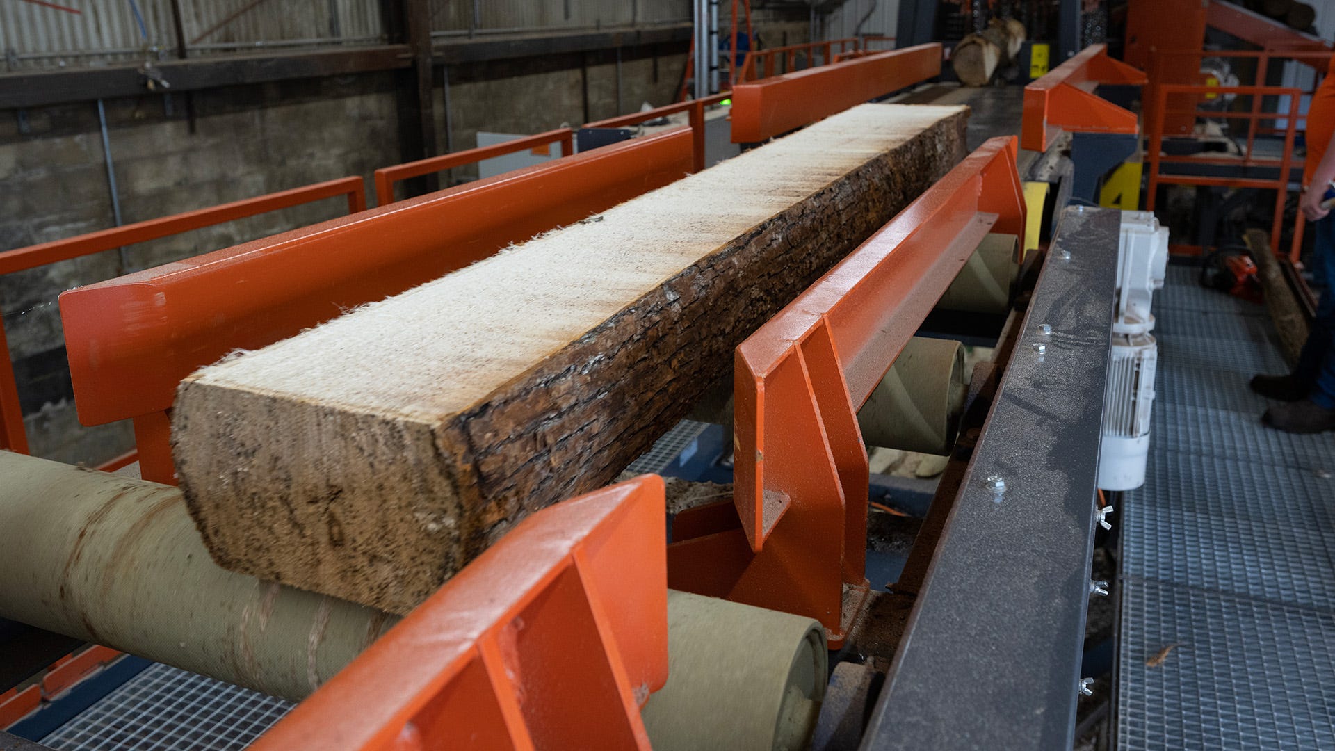 Tables and Conveyors