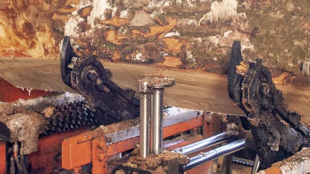 Two Bi-directional Chain Turners